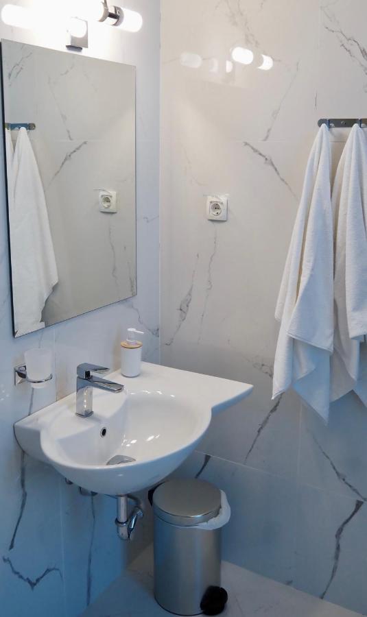 Urban Apartments سوتوموري المظهر الخارجي الصورة